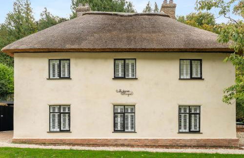 St James Cottage - Luxurious Dorset Escape in Idyllic Milton Abbas - Photo 63