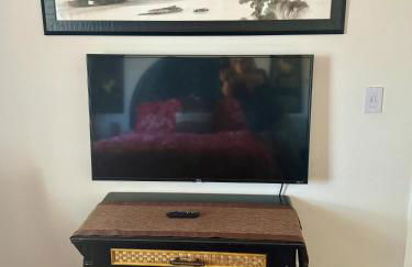 10 minutes to JTNP - Sauna, Hot Tub, Cold Plunge Saltwater Pool, Telescope, Fireplace and Views - Foto 16