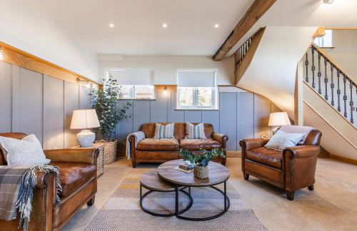 Luxury barn Retreat - sleeps 2-4, quiet location with parking - Foto 3