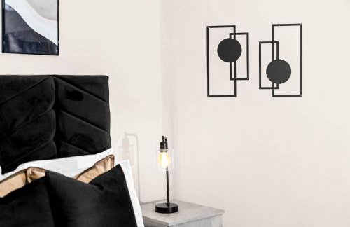 Stylish Three Bedroom House - Accommodates 7 - Parking - Garden - Recently Renovated 162S - Foto 32