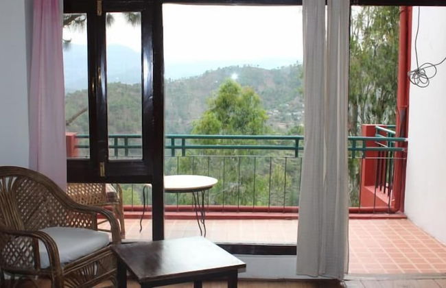 Crestmont Snow View Resort Ranikhet - Foto 4