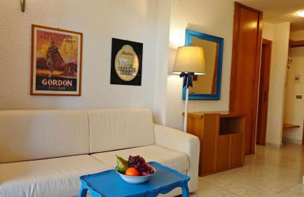 Hostdomus - Lumiere Apartment R15 - Photo 3