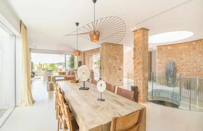 Holiday Home With Pool Area - Photo 24