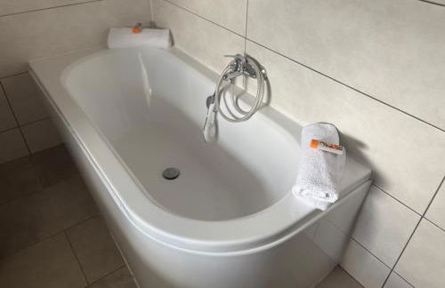 Geräumige Ferienwohnung - ideal für Monteure in Förderstedt, Staßfurt - Foto 2