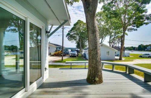 Mashpee Cottage with Deck Walk to Beach - Foto 22