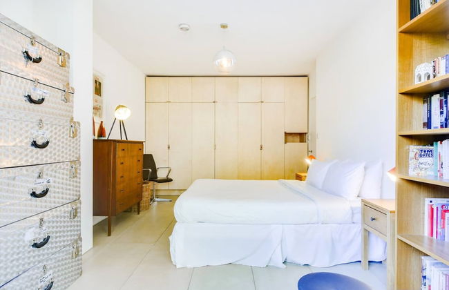 Stylish, Bright Apartment w/ Private Garden - Foto 3