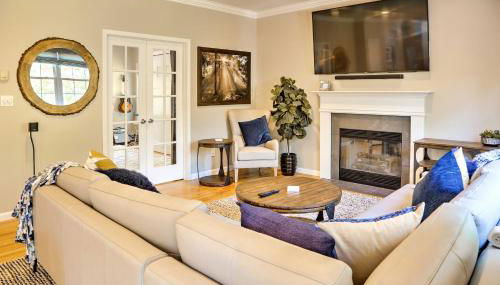 Colonial-Style Warwick Retreat - 1 Hour to NYC! - Foto 3