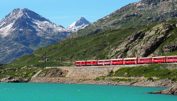 Alpes Suizos y St. Moritz en tren - Foto 3