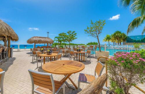 Relaxing Beach Escape - Oceanfront Pool and Tiki - Foto 12