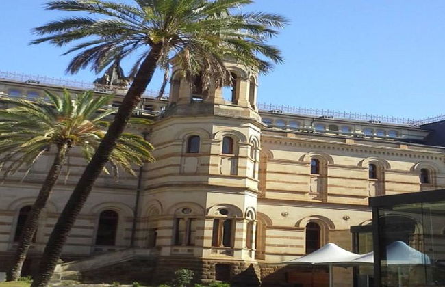 Promenade culturelle sur North Terrace - Photo 1