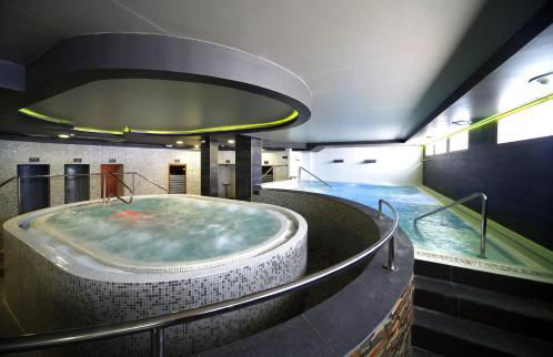 Apartahotel & Spa Jacetania - Foto 1