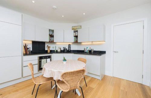 Cosy 2 bed flat in central Bristol on river Avon - Foto 6