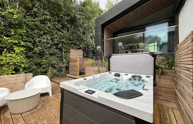 River View Guest House, Jacuzzi, Boat, Fire Hire - Photo 17