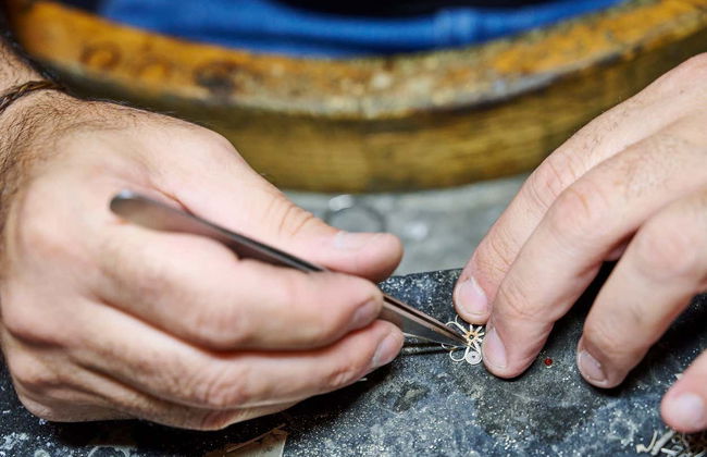 Laboratorio di filigrana a Dorgali - Foto 5