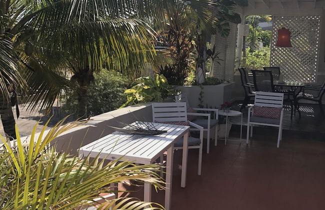 Dreamin Villa - 3 B R Beachfront w Staff - Photo 14