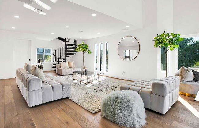 Dona Teresa by Avantstay Home Studio, City Views - Photo 40