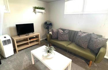 Cozy basement apartment - blocks from Old Town - Foto 7