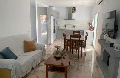 Chalet junto a la playa en Costa Sancti Petri - Foto 6