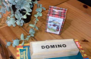 Budget friendly apartment with stairs Near Glasgow airport and Loch Lomond - Foto 11