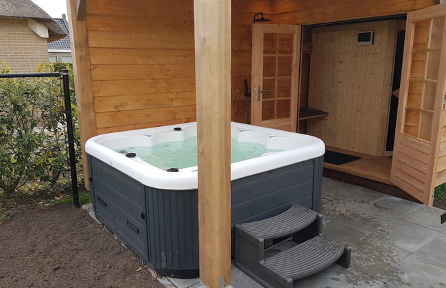 Nice Holiday Home with Sauna & Hot Tub near Wadden Sea - Foto 25