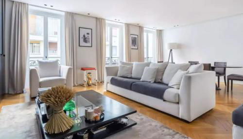 Amazing apartment 2BDR/6PAX next to Champs Elysées - Foto 1