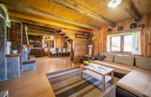 Awesome Home In Donja Stubica - Photo 2