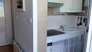 Studio avec terrasse face plage parking - Photo 3