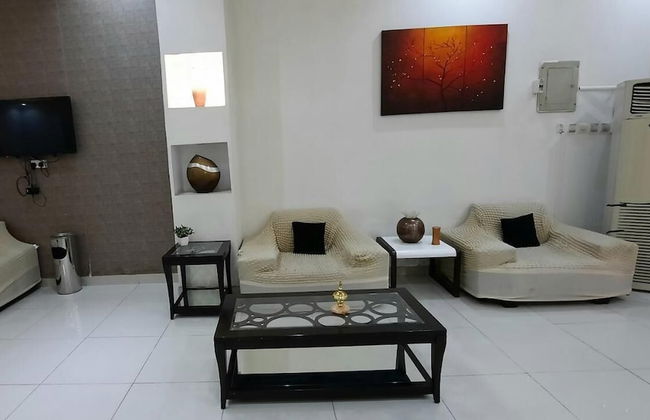 Rehana Al-Worood Khamis Mushait - Photo 4