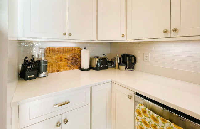 Lady of The Lake - Photo 20