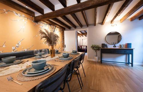 Charming 3BR Cottage Sleeps 8 - 15 Mins to Centre - Foto 4