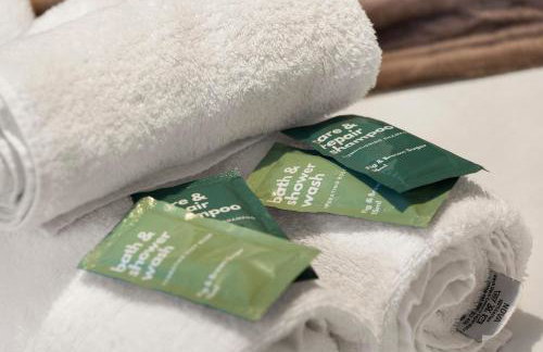 1Bed Gem Central Bletchley Perfect for Contractors - Foto 24