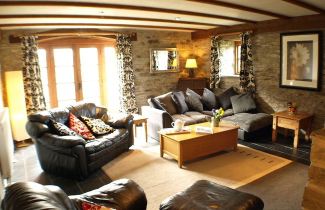 Polean Farm Cottages - Photo 38