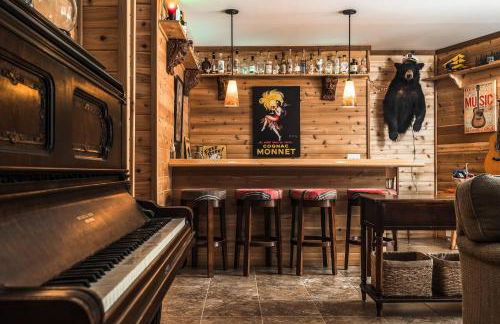 Lazy River Cabin: Lakefront Stay - Foto 16