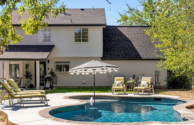 Fun 6BR Home with Private Theater & Pool - Photo 29