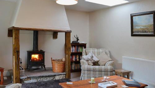 Woodside Cottage - Photo 3