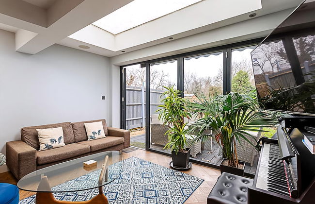 Modern and Spacious Colliers Wood Home - Foto 26