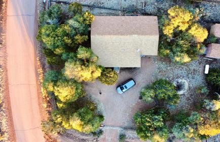 Cozy Cabin in Heber with a deck, fireplace and pet friendly - Foto 28