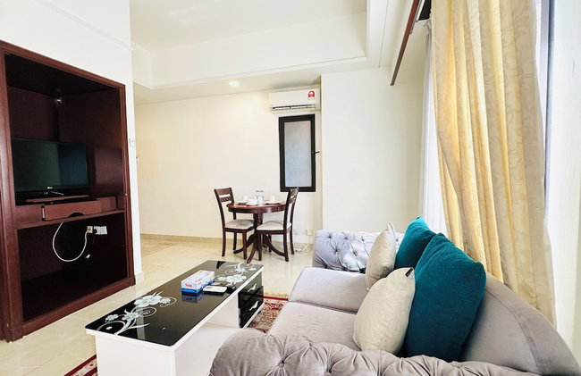 Luxy Service Suites At Times Square - Photo 47