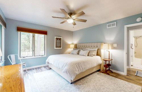 Livywood Cottage - Photo 13