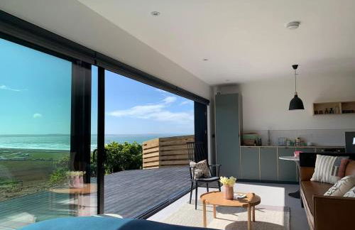 Subterranean Studio with Panoramic Costal Views and Sauna - Foto 1