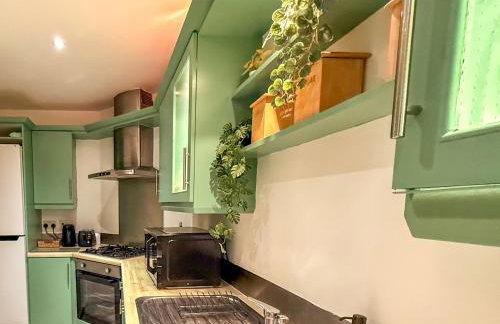 Tutu Suite - Stylish & Quiet City Centre 2 Bed Apartment I Free private Parking & Fast WiFi - Foto 6