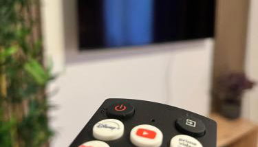 Purple Escape Balkon Netflix zentral - Foto 2