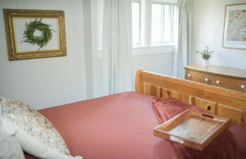 Historic and Charming Birch House - Foto 33