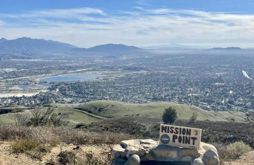 Adorable 4 bedroom home with Pool & more - Foto 26