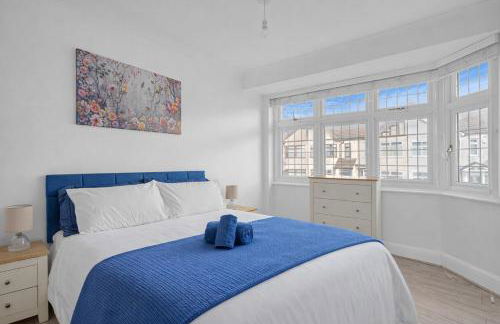 3BR Home for 6 in Rainham, Parking & Wi-Fi - Foto 20