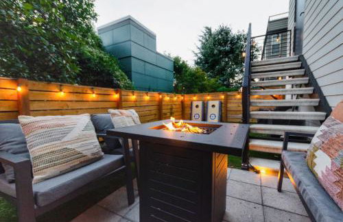 Travelers Dream, Walk to Space Needle, Firepit, cornhole - Foto 1