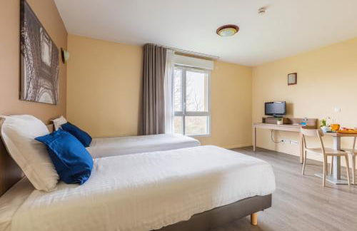 Zenitude Hôtel - Résidences Magny les Hameaux - Foto 84