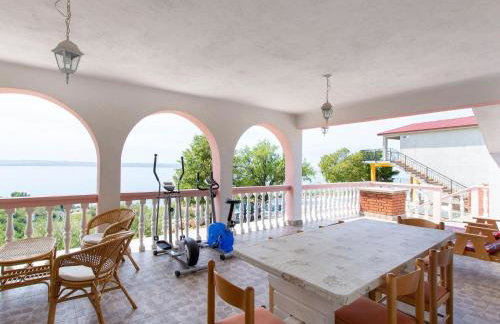 Apartment in Tribalj with Sea View and Beach - Foto 1