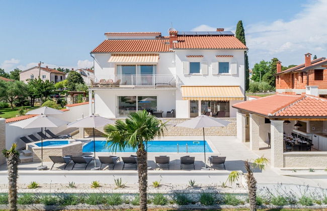 Aesthetic Villa With Private Pool - Foto 40