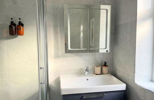 Artistic 3 bed home in Old Trafford next to MUFC - Foto 35